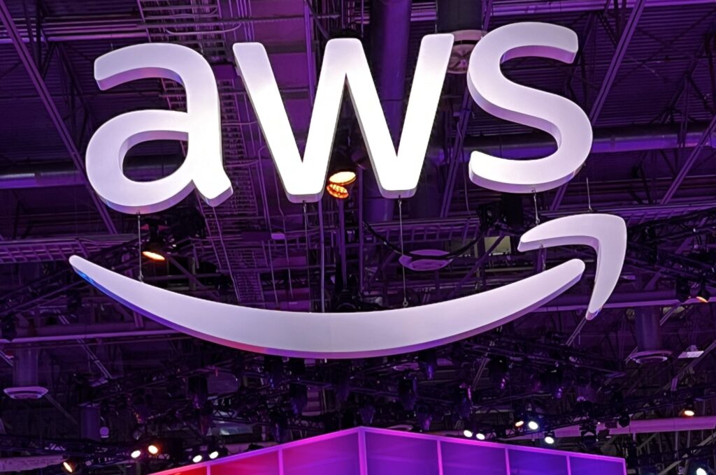 Hyperscale Triumph: AWS Records Highest Growth Rate in Three Years ...